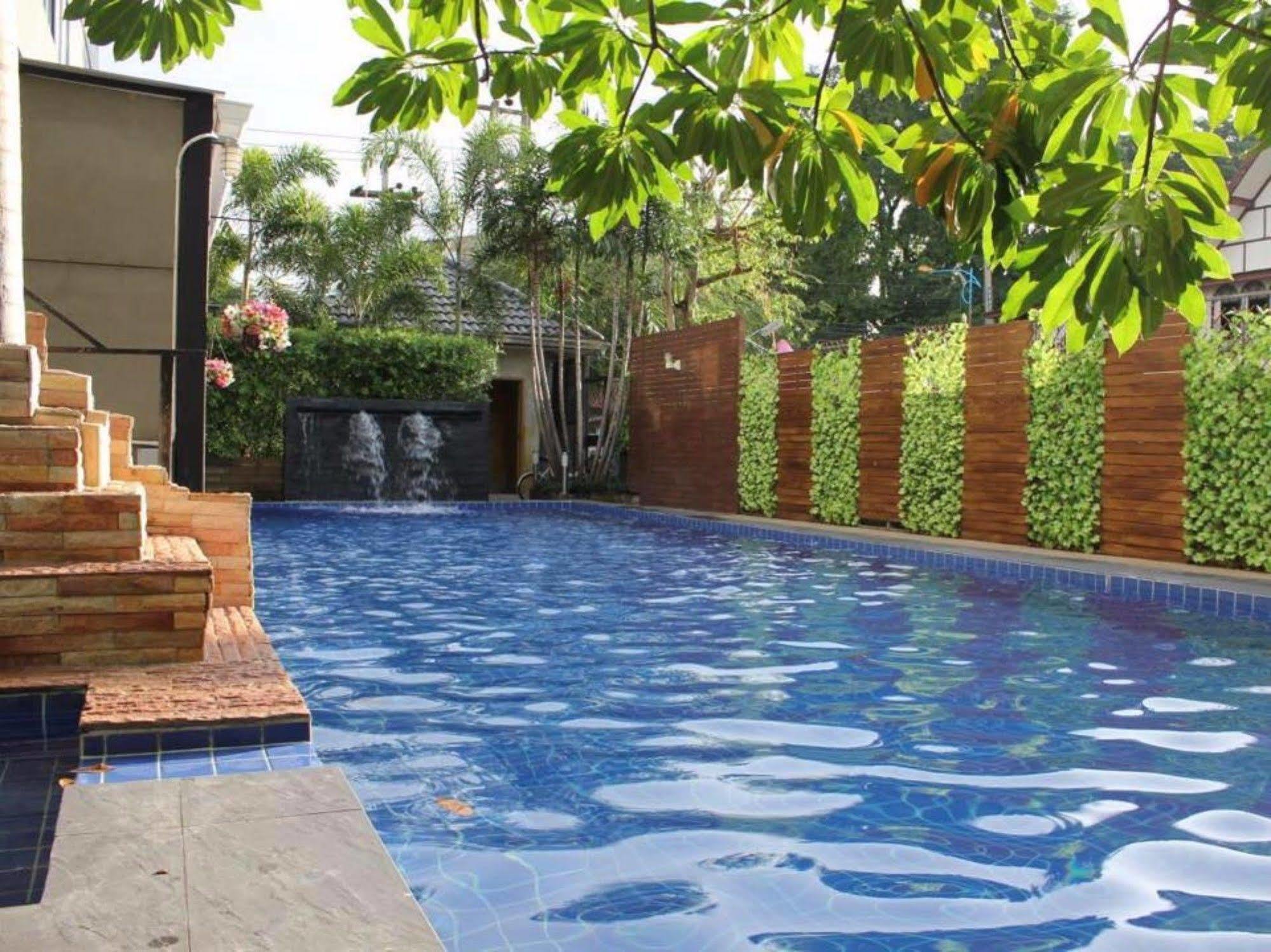Hotel Royal Nine Kanchanaburi Exterior foto